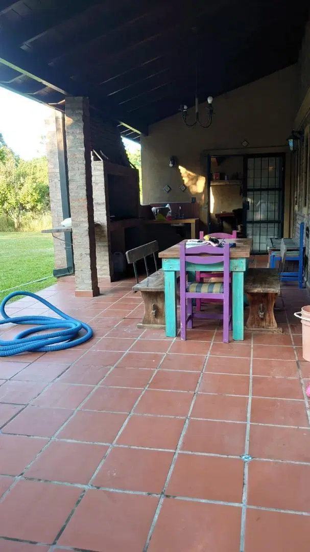 casa con jardin y pileta 4