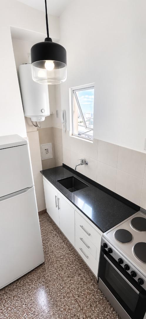 Foto de VENTA MONOAMBIENTE CON BALCÓN Y COCINA INDEPENDIENTE, imagen 2