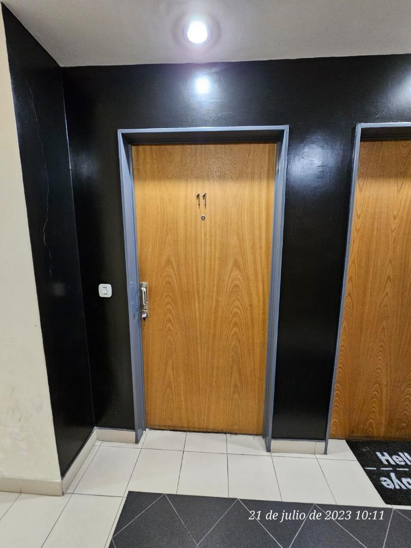 Foto de Moderno departamento, muy Luminoso.Gran Hall en PB seguridad, imagen 4