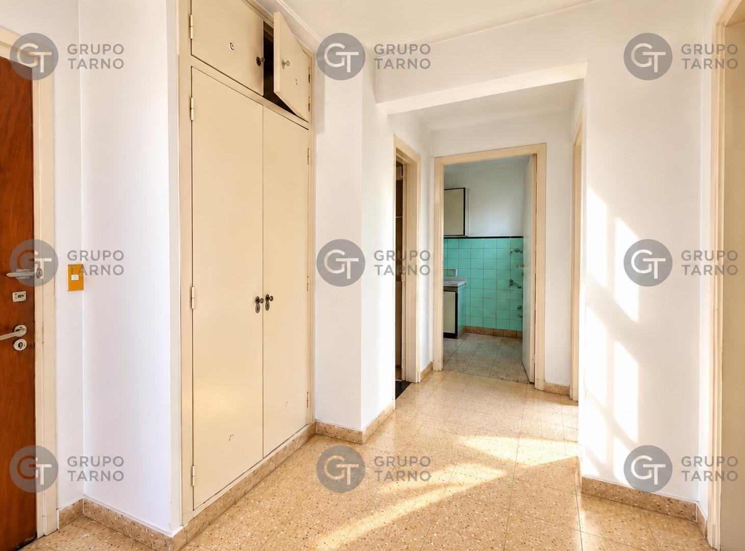 Foto de Oportunidad! Solido dos ambientes en pleno Boedo, imagen 3