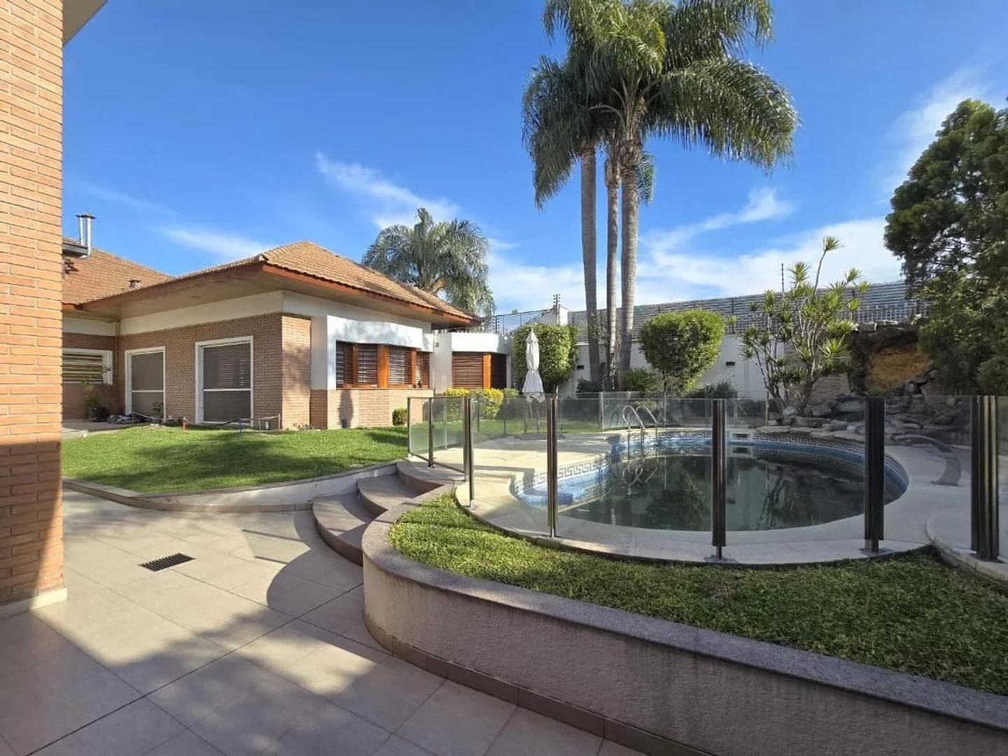 Foto de Venta casa en Ramos Mejía: Lujo, Confort y seguridad, imagen 3