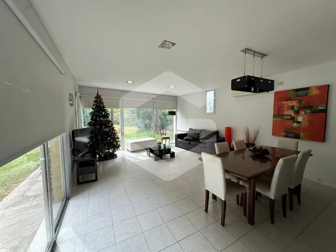 Casa en Roldán 5