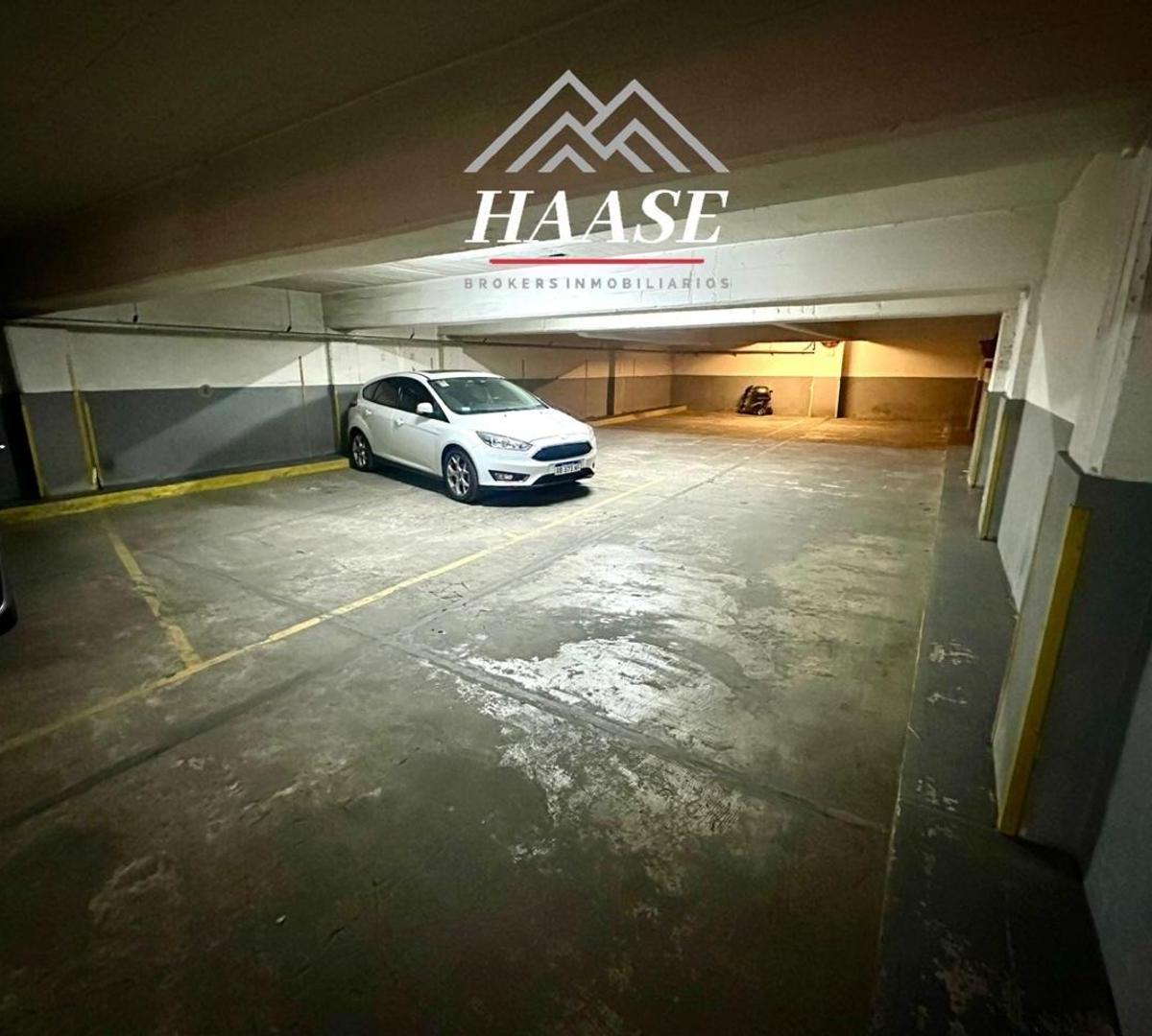 Venta Oficina 126 m² en Tercer Piso Microcentro 4