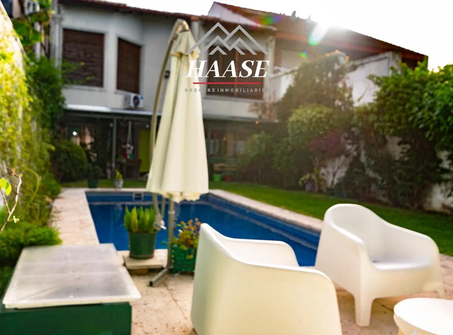 Venta casa  8,66 x 43 m piscina 335 m2 cub Olivos Golf 5
