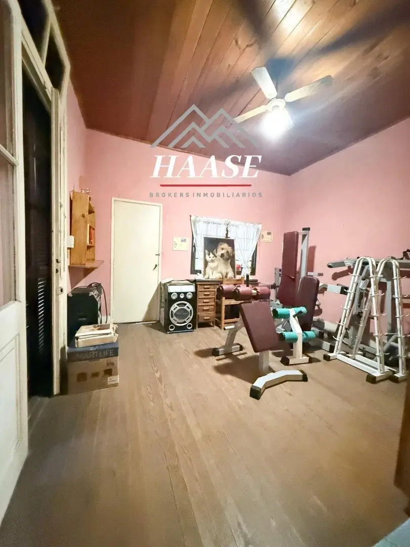 CASA MULTIFAMILIAR SOBRE LOTE PROPIO DE 8,66 x 50 m EN MUNRO 1