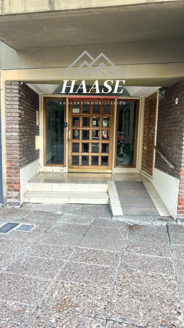 Departamento 3 amb ctfe 61 m2 7mo bcón Av. Libertador Olivos 3