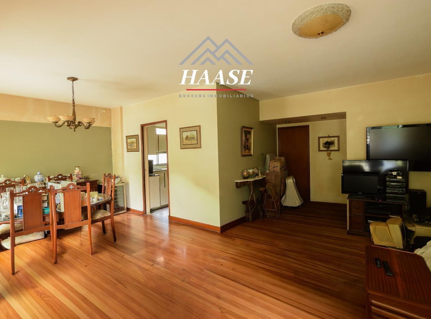 Foto de Venta Depart 3er piso 110 m2 balc +patio70 m2 coch Belgrano, imagen 2