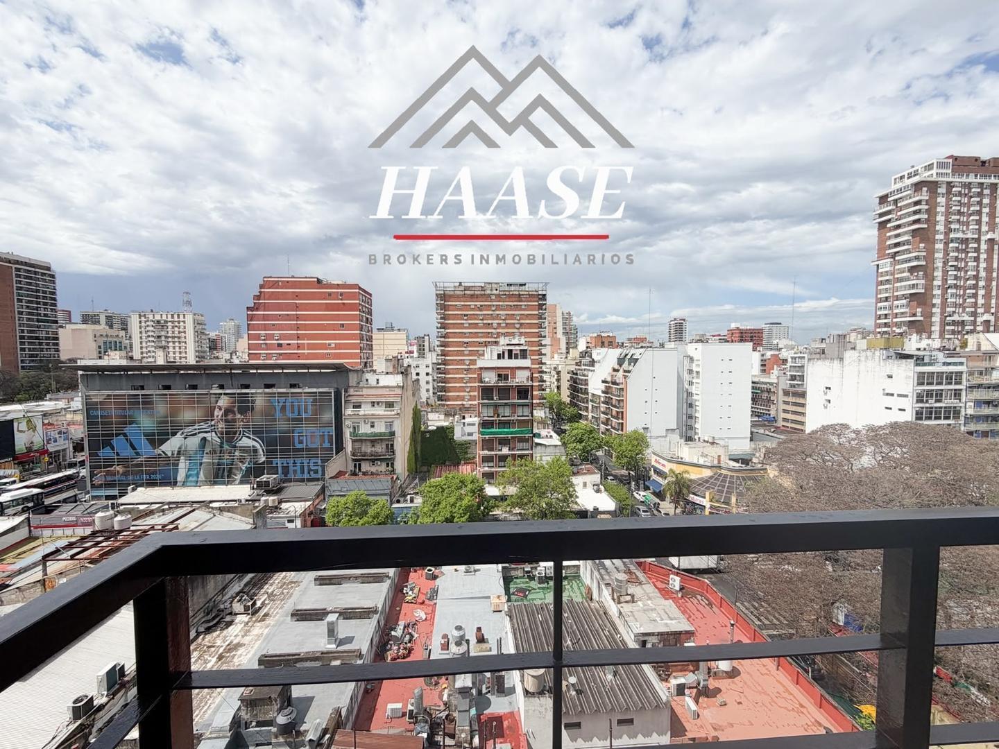 Foto de Venta departamento 2 amb 9° cochera fija m/lum Belgrano, imagen 2