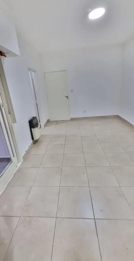 DEPTO 2 AMBIENTES c/ 2 PATIOS, VIVIENDA/APTO PROFESIONAL 5