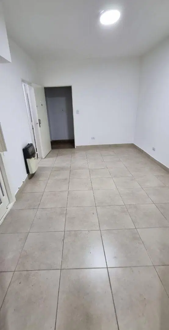 DEPTO 2 AMBIENTES c/ 2 PATIOS, VIVIENDA/APTO PROFESIONAL 8