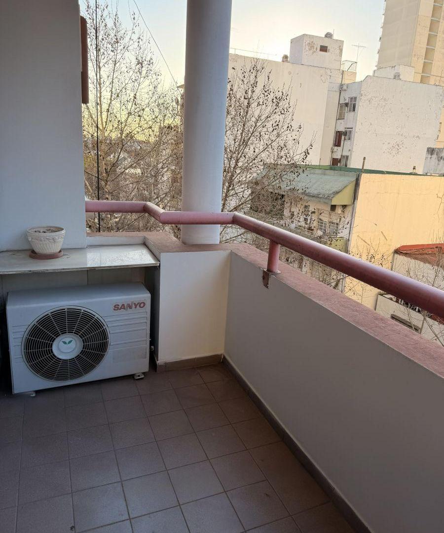 Foto de RAMOS MEJÍA ALQUILER DEPARTAMENTO 3 AMBIENTES AL FRENTE con COCHERA, imagen 3