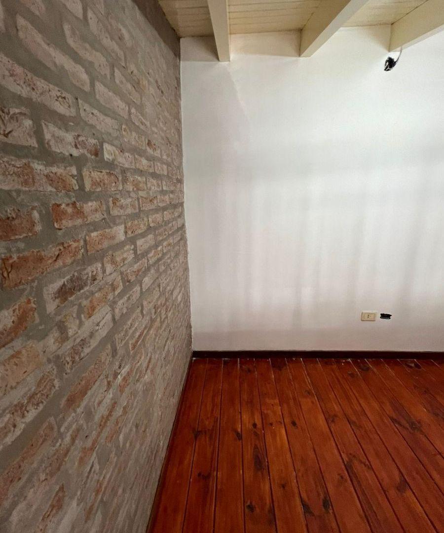 Foto de ALQUILER DEPARTAMENTO TIPO DUPLEX 1 1/2 AMBIENTES, imagen 2
