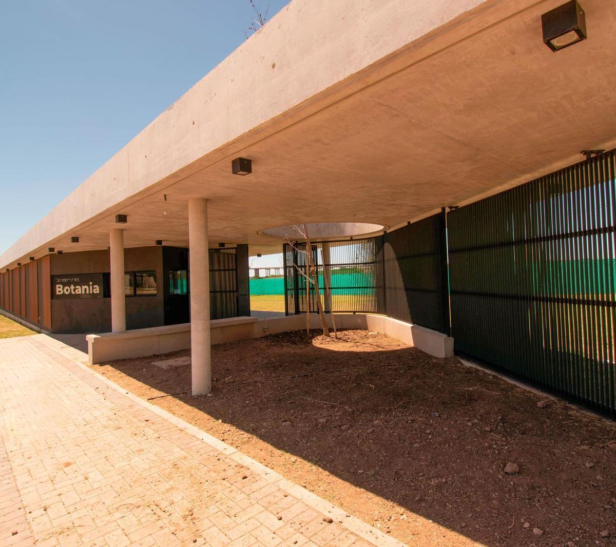 Venta Departamento de 3 Dorm. en Condominios Botania 1