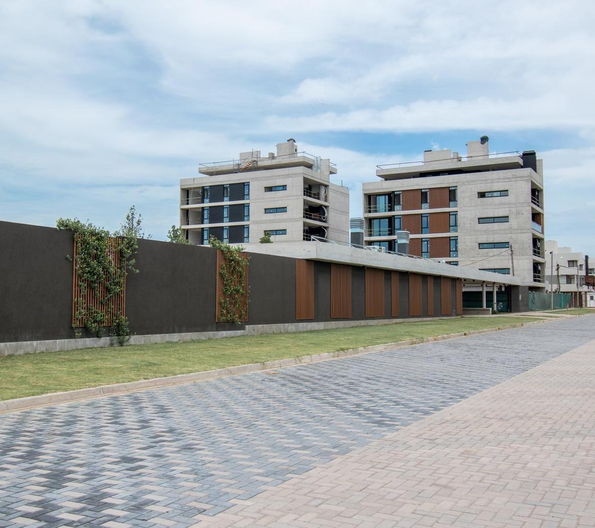 Venta Departamento de 3 Dorm. en Condominios Botania Amenities 1