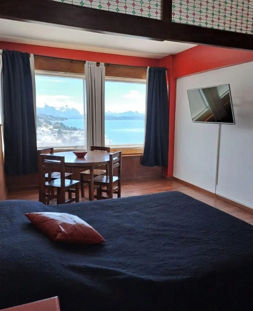 Departamento Monoambiente con vista al lago - Edificio Bariloche Center, Octavo Piso 1