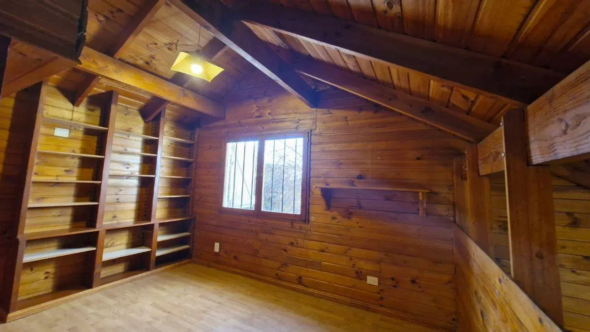Amplia casa 3 dorm, 2 baños Calle Campichuelo 1400 . Jardin Botanico - Bariloche 3
