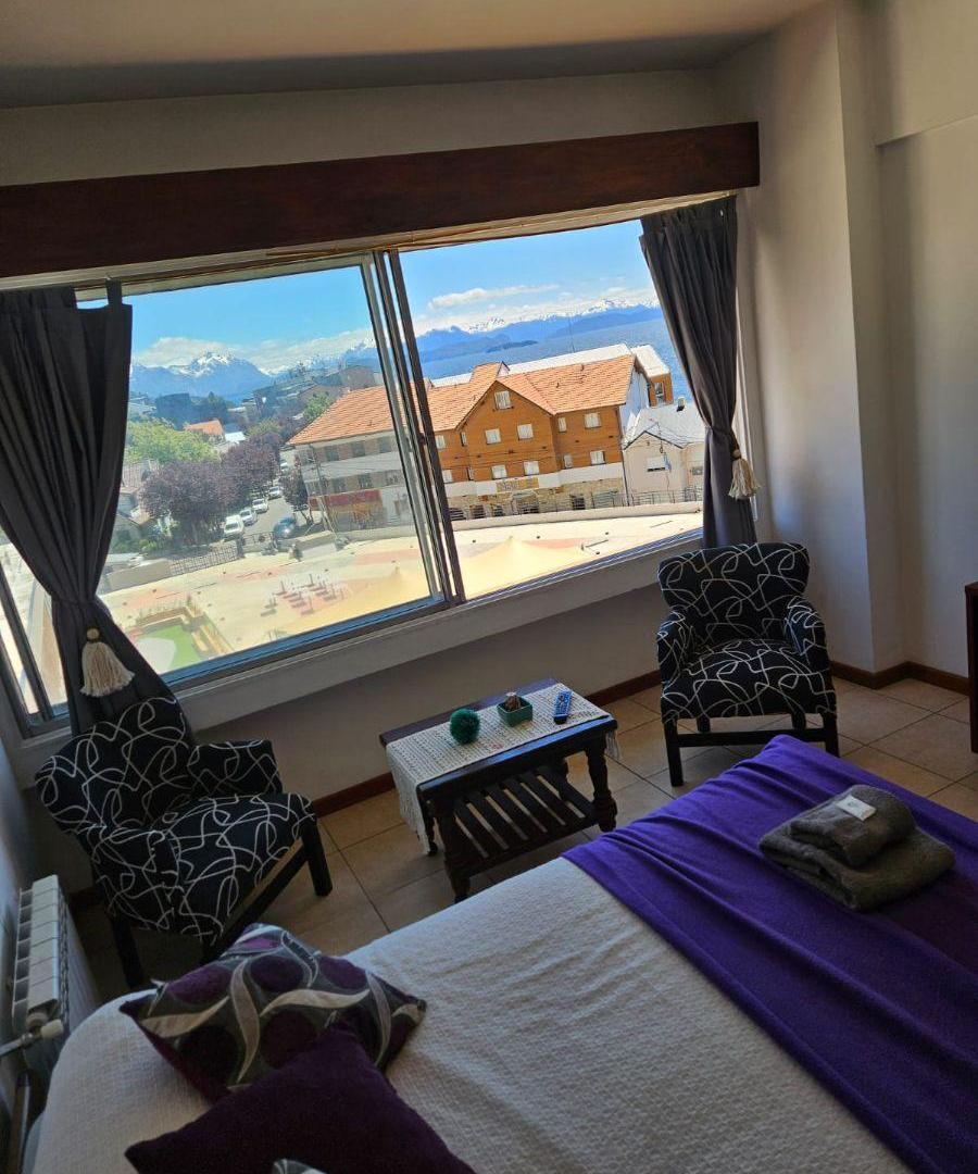 Foto de MONOAMBIENTE Centrico vista al lago y montaña., imagen 2