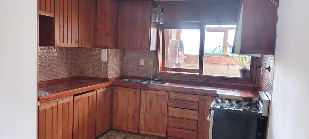 Foto de Departamento amplio, luminoso, muy buen estado. En Planta Alta,, imagen 2