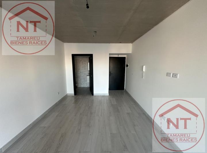 Departamento de 1 amb con balcon. Amenities (Pileta , parrillas ,sum y gym)  Villa del Parque 5