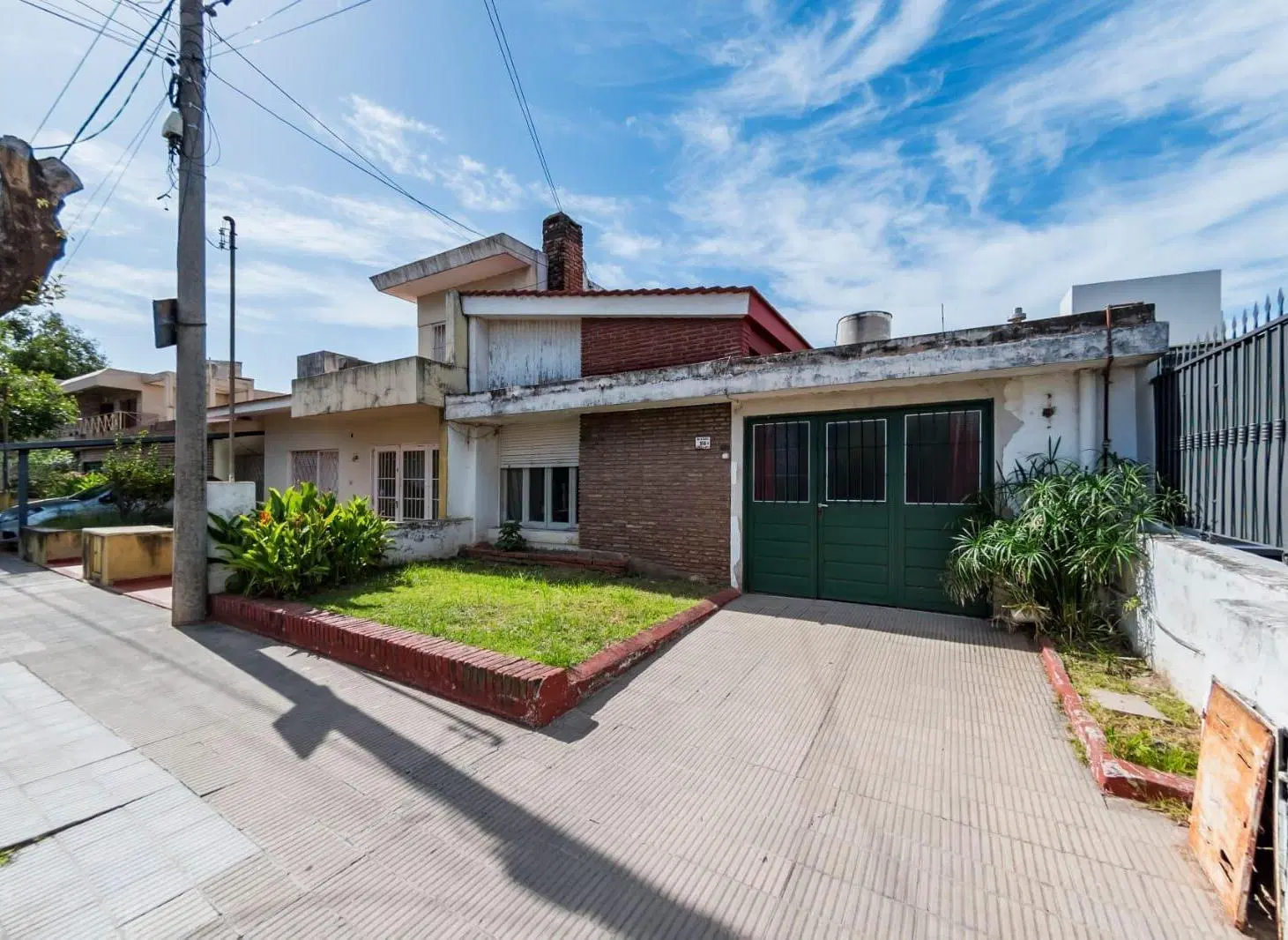 Casa para refaccionar en Parque Vélez Sarsfield 5