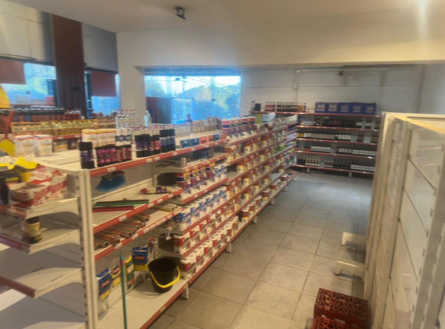 Foto de Alquiler Gran Local Comercial Intercountry, imagen 5
