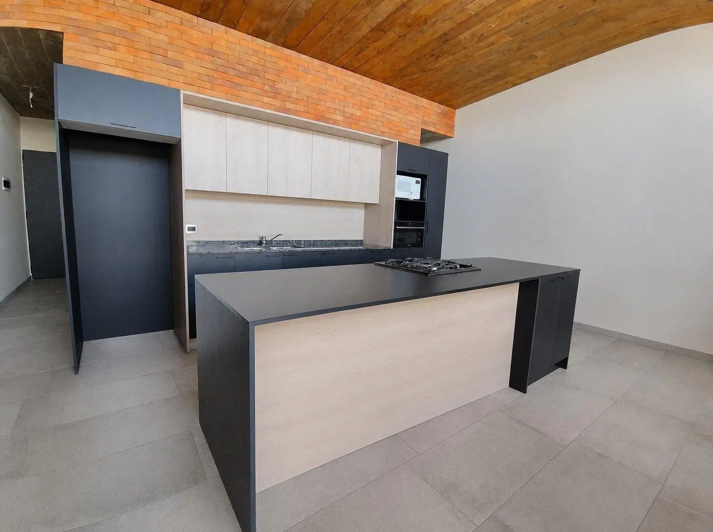 Alquiler casa dúplex de 2 dormitorios en docta etapa 1, galería con asador 5