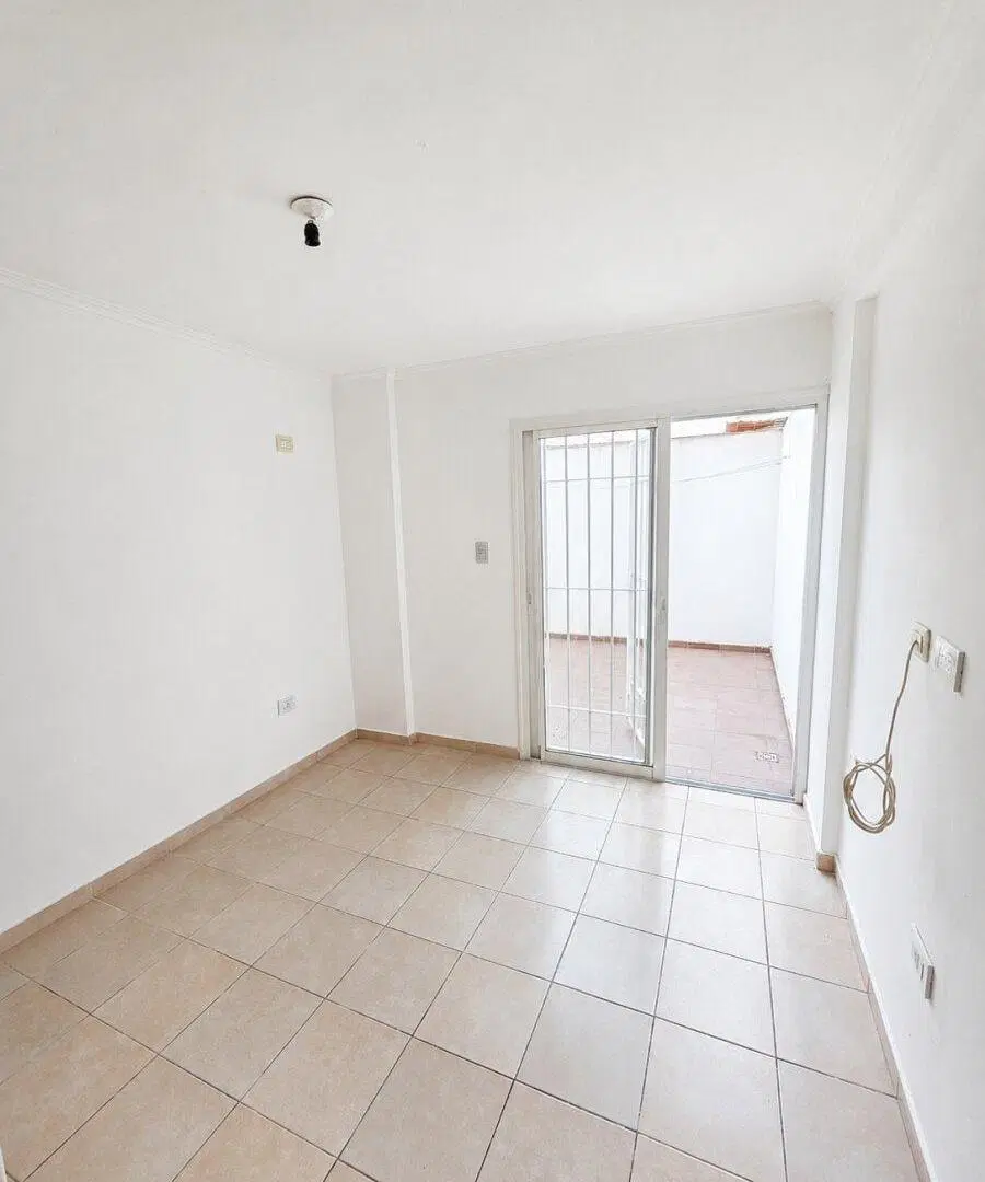 DEPARTAMENTO 1 DORMITORIO EN ALQUILER EN COFICO CON PATIO 8