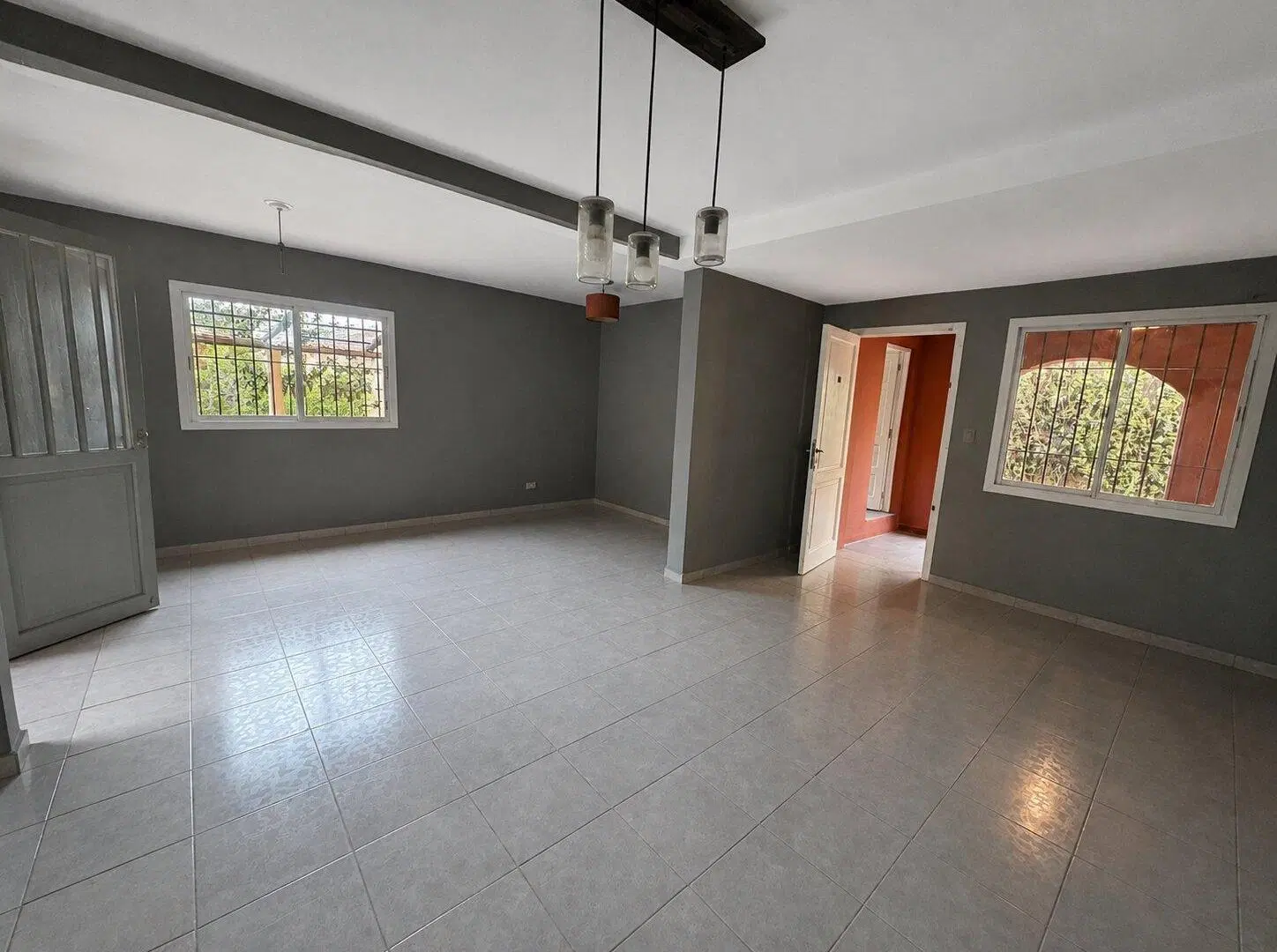 Venta Casa Argüello, 3 dormitorios, corazón de manzana, gran patio 2