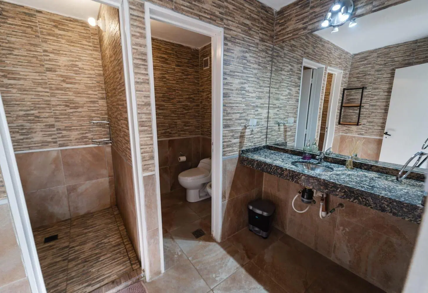 CASA EN ALQUILER EN VILLA BELGRANO – COMPLEJO CON PILETA 4