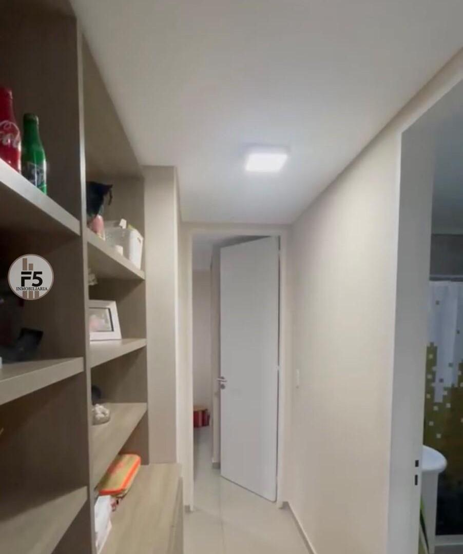 Foto de Venta de Departamento de dos dormitorios y cochera, imagen 2