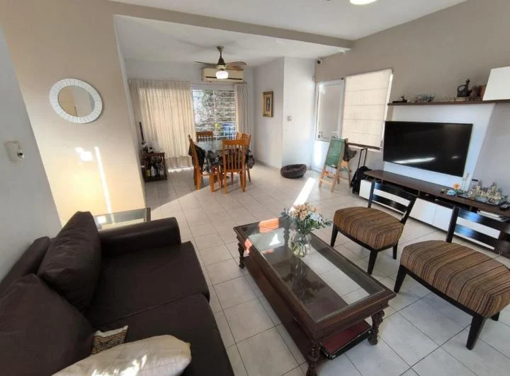 EN VENTA/ALQUILER DUPLEX ESQUINA APTO CREDITO! 4