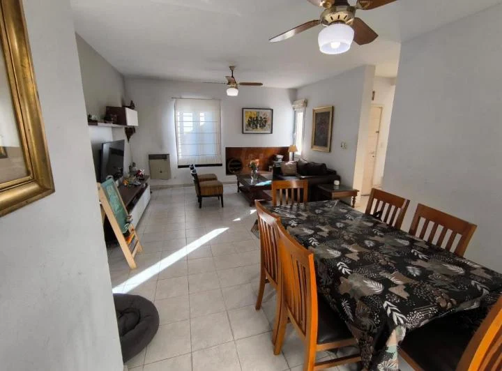 EN VENTA/ALQUILER DUPLEX ESQUINA APTO CREDITO! 3