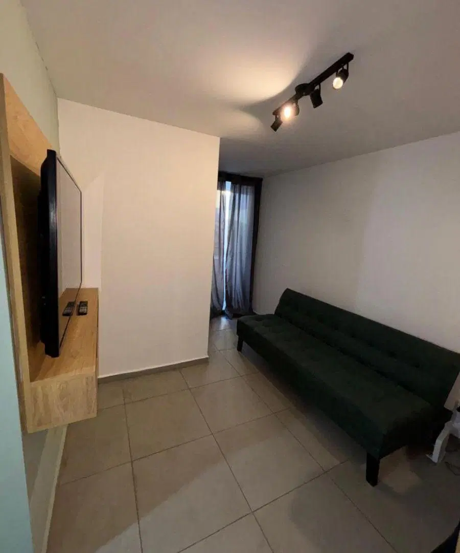 EN ALQUILER - DEPARTAMENTO EN NUEVA CORDOBA AMOBLADO CON COCHERA PARA DOS AUTOS 2