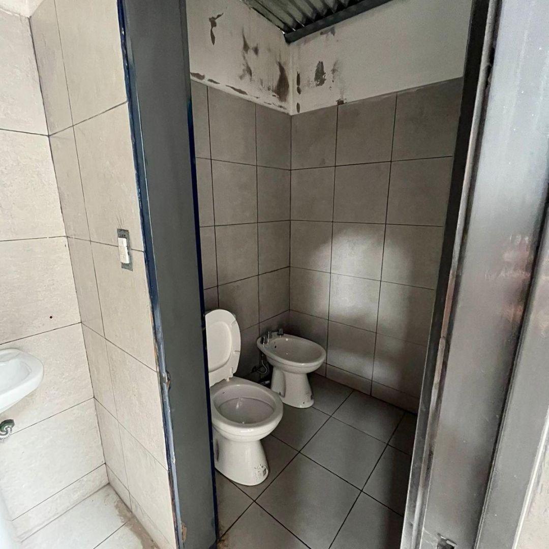 Galpón Planta Libre 178 m² Cubiertos - Barrio Observatorio 5