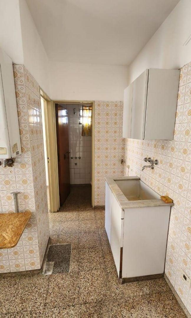 SEMI PISO EN VENTA - CENTRO