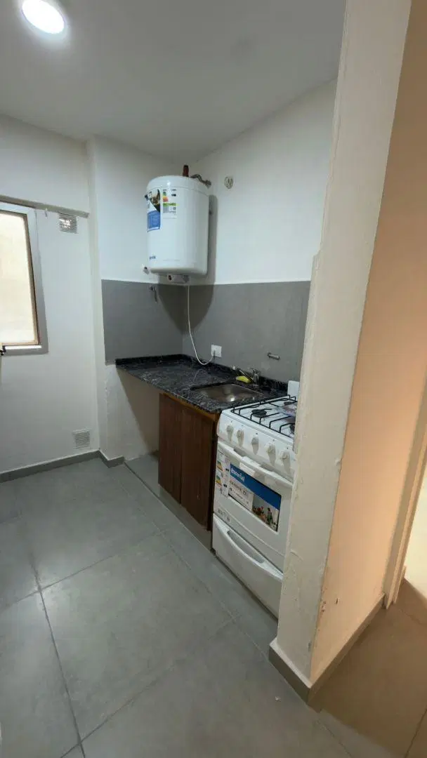 Luminoso depto en alquiler - NUEVA CÓRDOBA 2