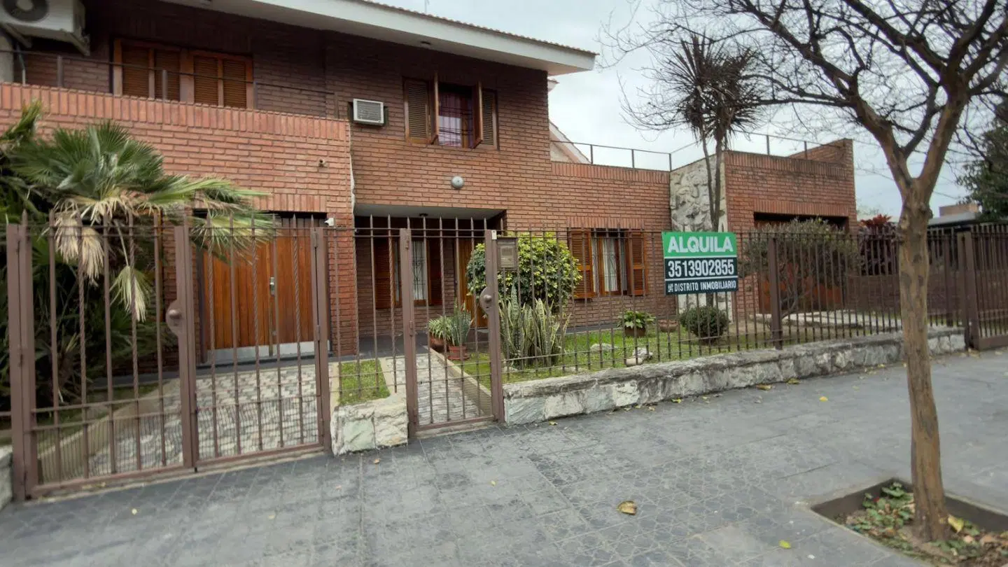 HERMOSA CASA EN ALQUILER PARA AGOSTO! 3