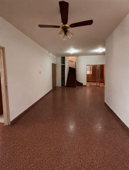 Foto de CASA EN ALQUILER - YAPEYÚ, imagen 3