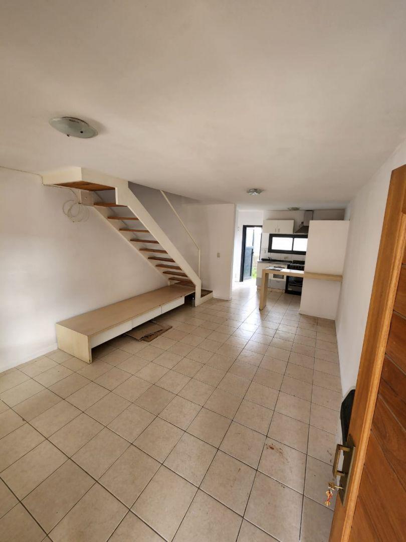 Foto de DUPLEX EN ALQUILER - VILLA CARLOS PAZ, imagen 3