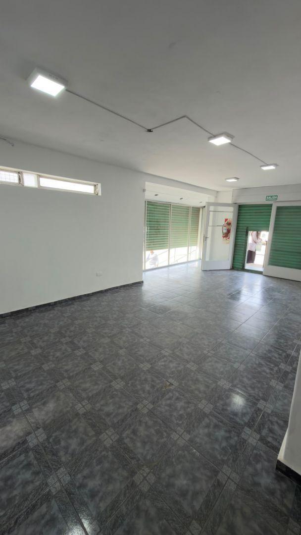 Foto de Alquiler Local Comercial - Ituzaingó, imagen 2