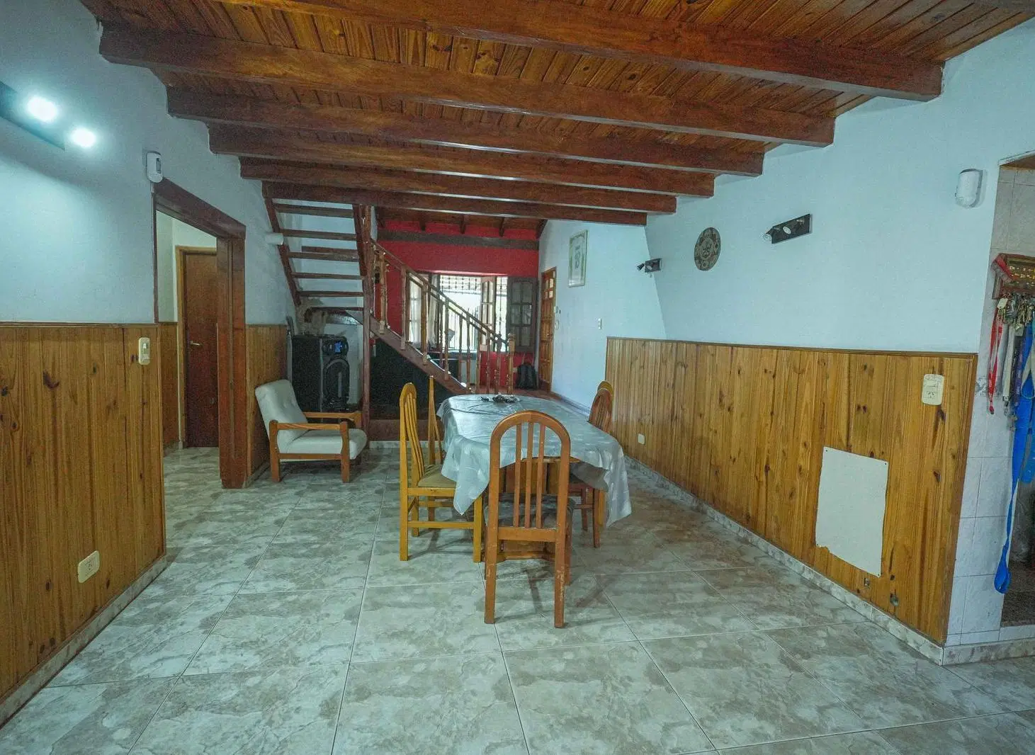 Casa 3 dormitorios Pileta quincho patio 3