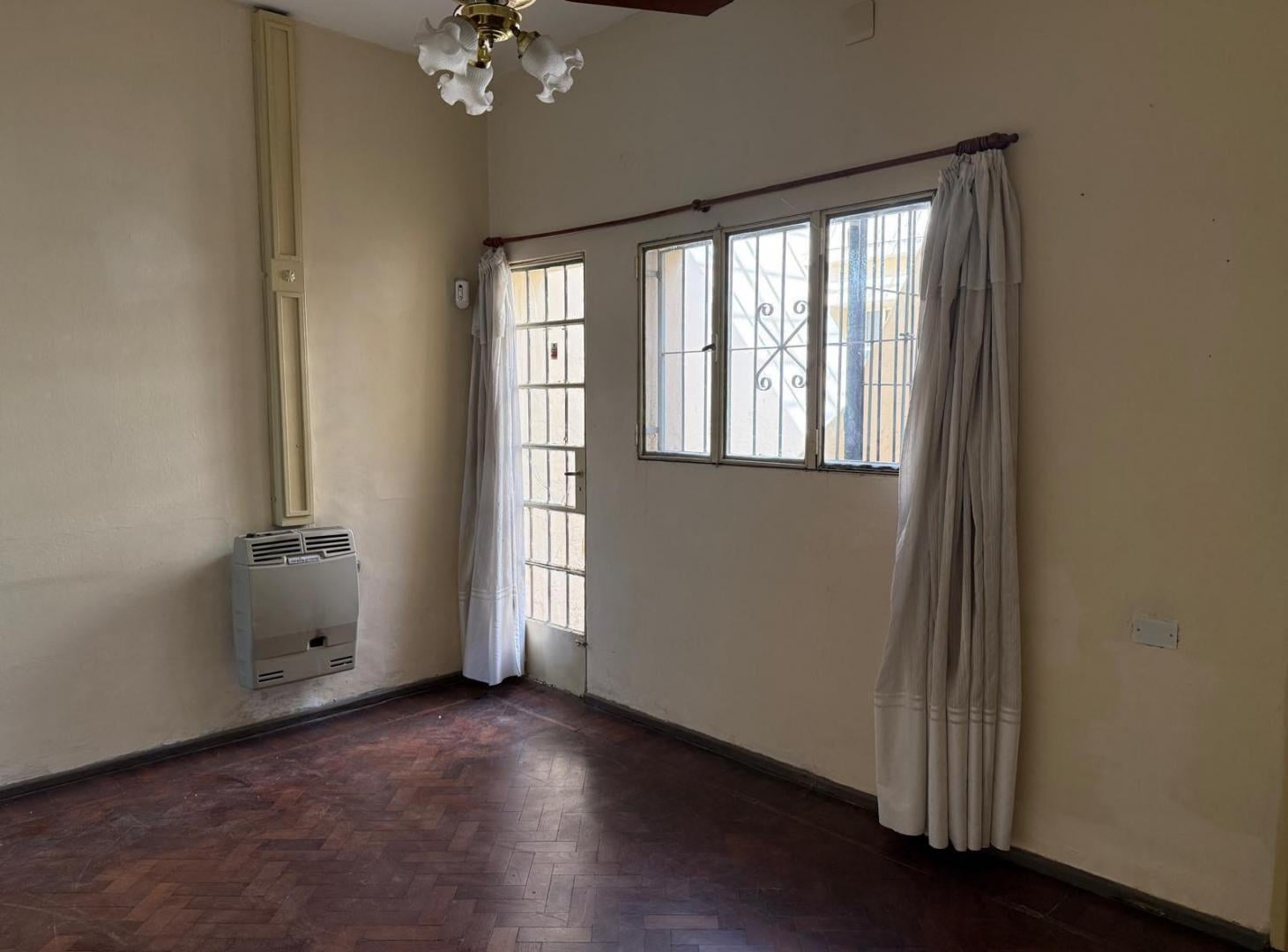 Foto de Venta Casa Interna Única 2 Dormitorios, Rosario, imagen 1