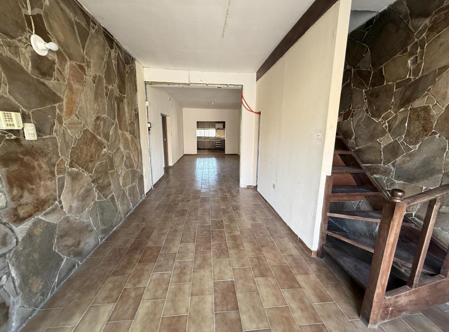 Foto de Casa con amplio potencial apta credito Belgrano, imagen 3