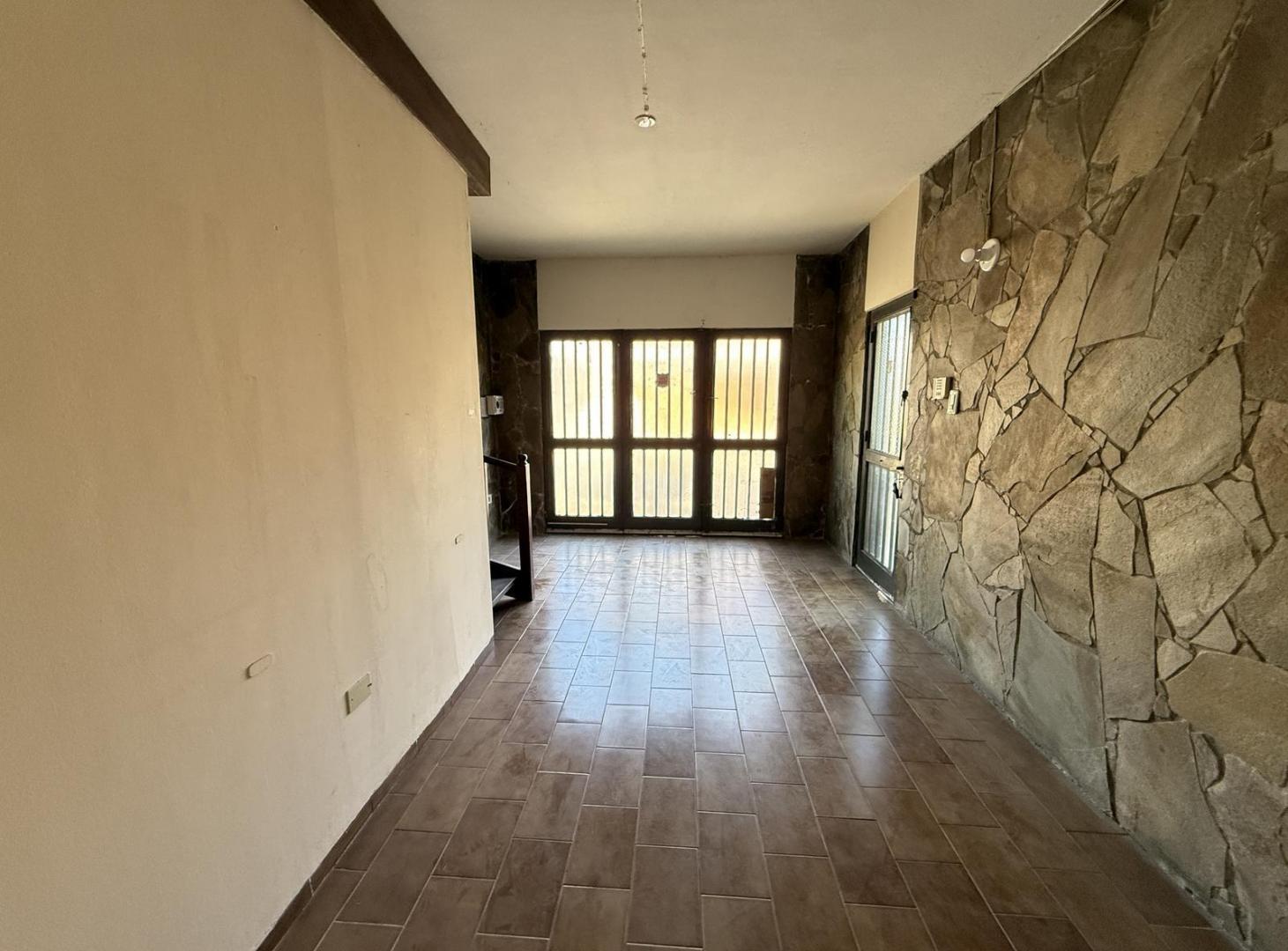 Foto de Casa con amplio potencial apta credito Belgrano, imagen 1