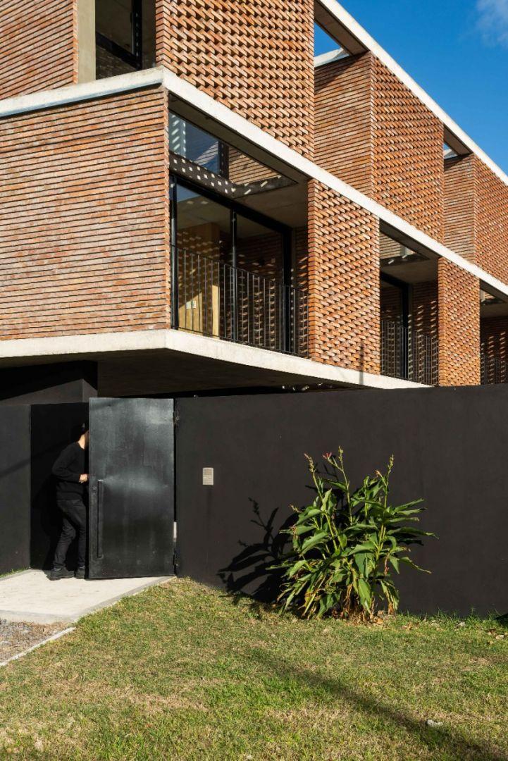 Casa 2 Dorm.. | Calle 461 Esq. 13 C 3
