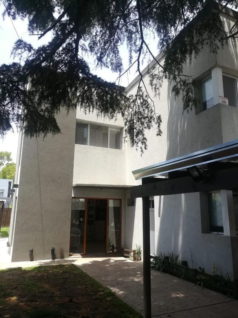 Casa 4 Dorm.. | Calle 457 E/ 12 a y 12 B 4