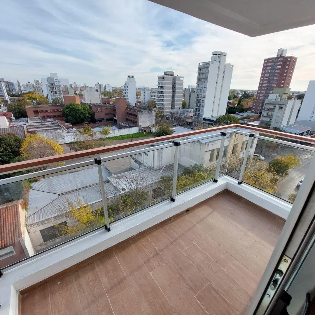 Departamento 1 dormitorio. | Calle 8 al 300 5