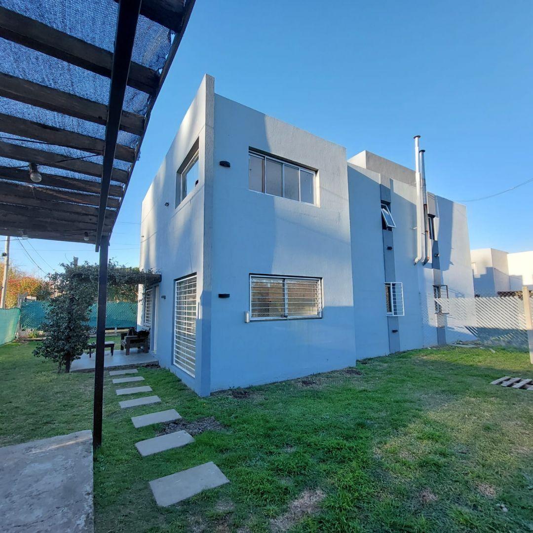 Foto de Casa 4 ambientes 2 dormitorios. | Calle 425 esquina 14 bis al 0000, imagen 3