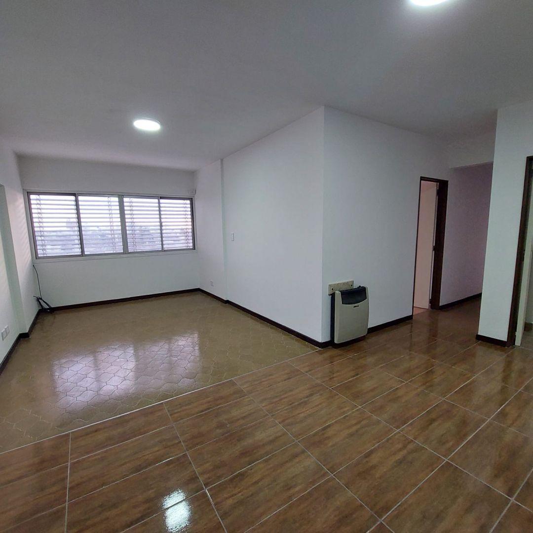 Foto de Departamento 5 ambientes 3 dormitorios. | Calle 20 esquina 48 al 800, imagen 1