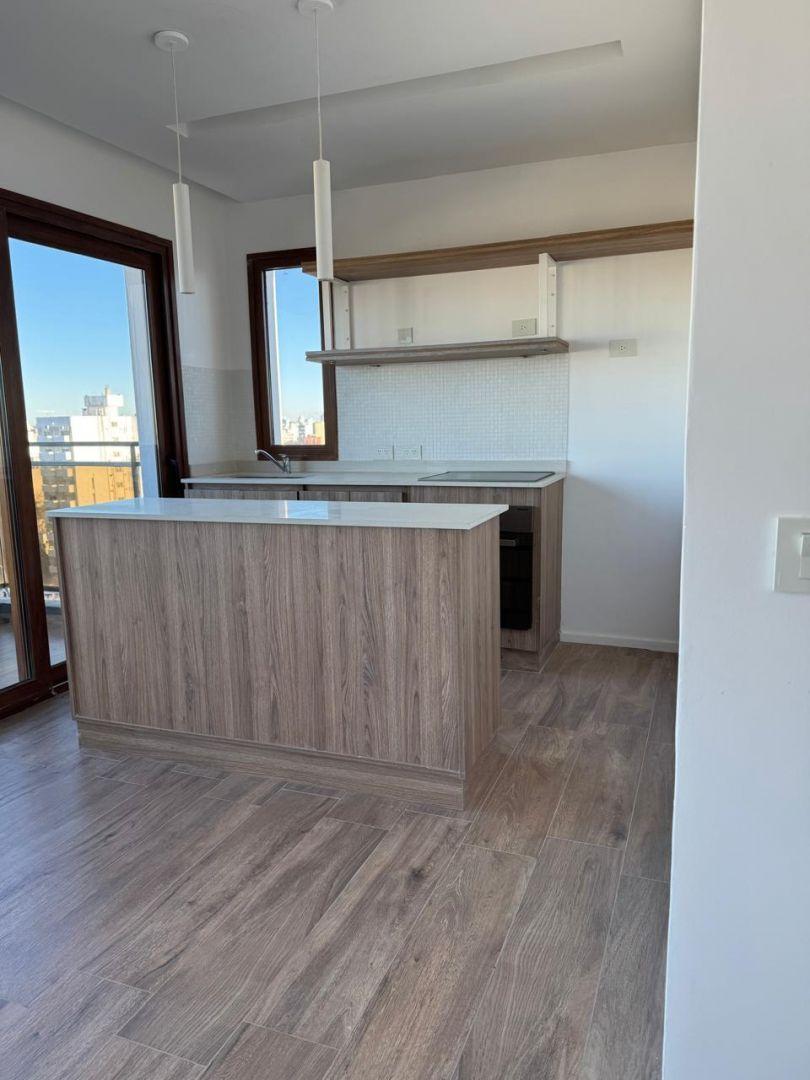 Foto de Departamento 5 ambientes 2 dormitorios. | Avenida 38 entre 6 y 7 al 000, imagen 1
